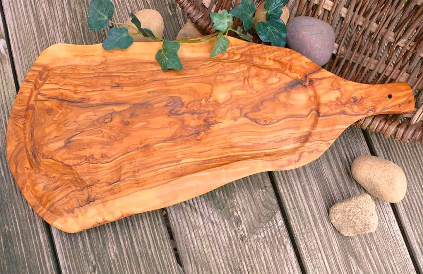 Olive Wood Carving Board With Juice Rim & Handle