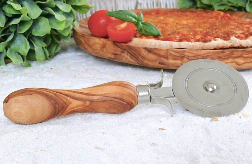 Olive Wood Pizza Cutter With Steel Blade