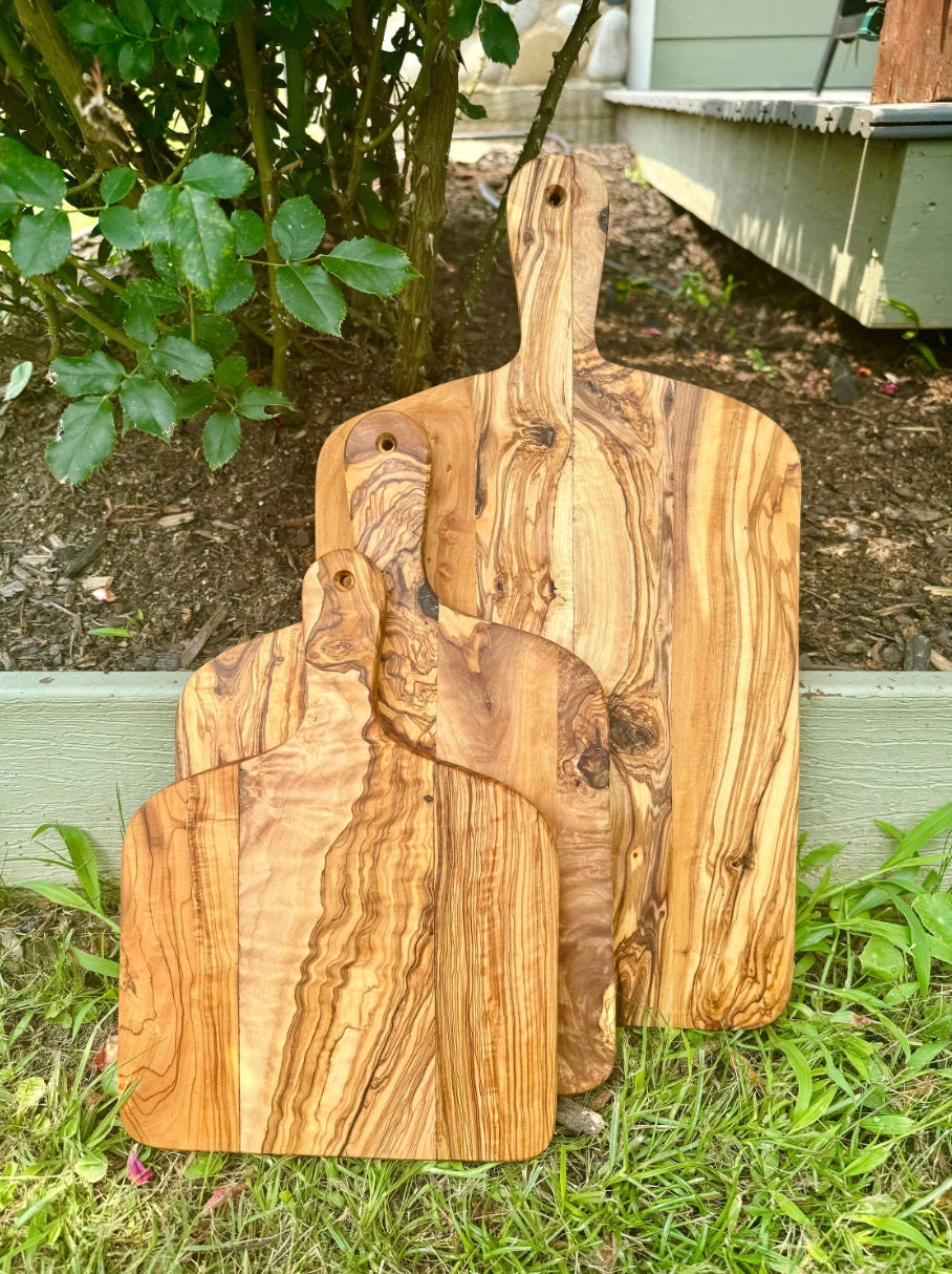 Olive Wood Cutting Board With Handle