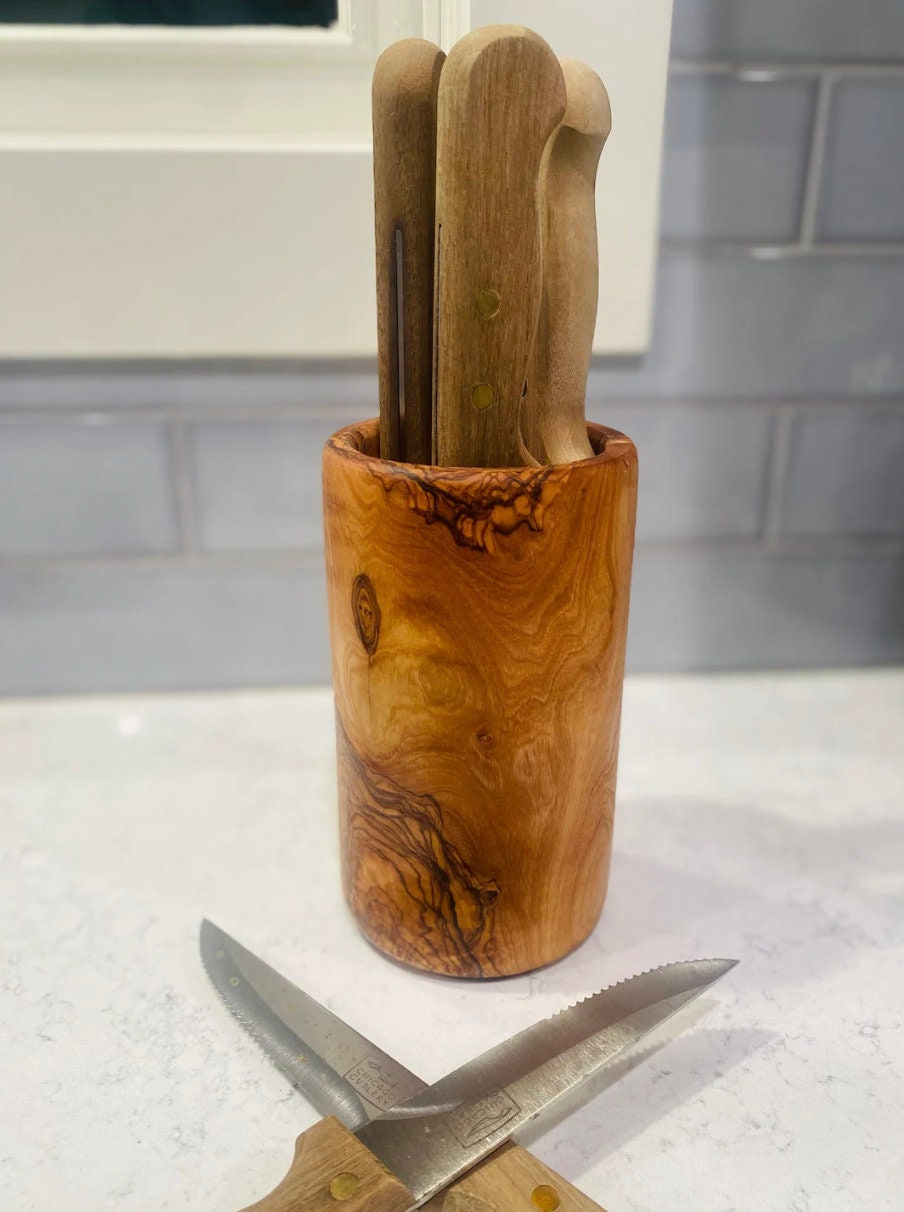 Circle Olive Wood Knife Block