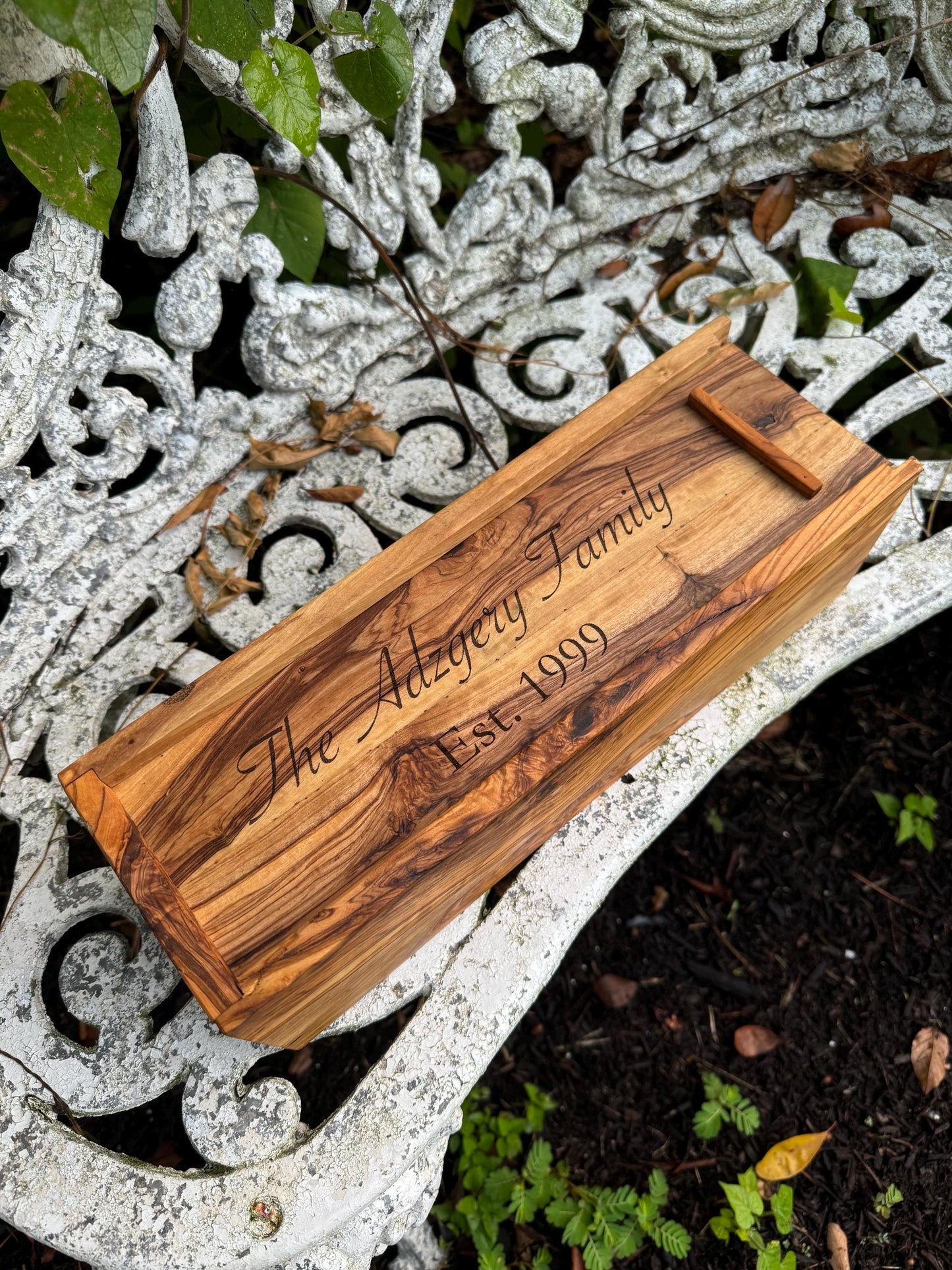 Custom Family Name Olive Wood Wine Boxes